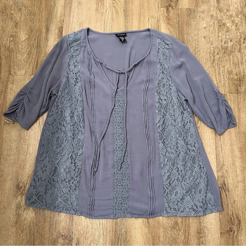 Torrid Grey Gauze Lace Inset Tie Front‎ Blouse